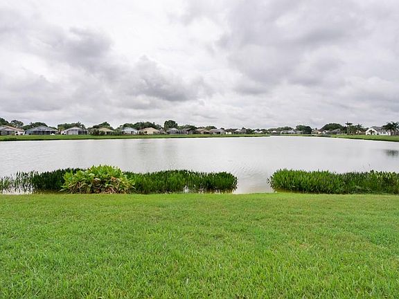 3rd image of 1532 Portsmouth Lake Dr