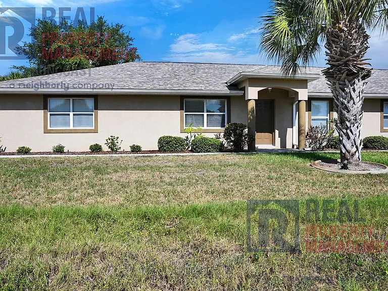 230 Rotonda Blvd W #A — Photo 1