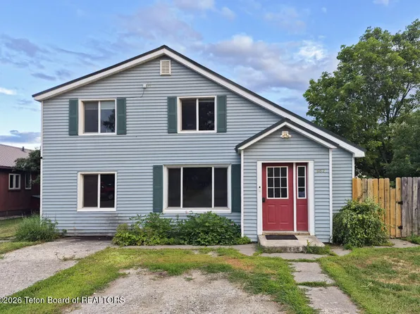 862 Highland St, Ashton, ID 83420