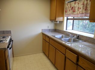 123 N Electric Ave #B, Alhambra, CA 91801