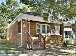 340 Pine St, Joliet, IL 60435