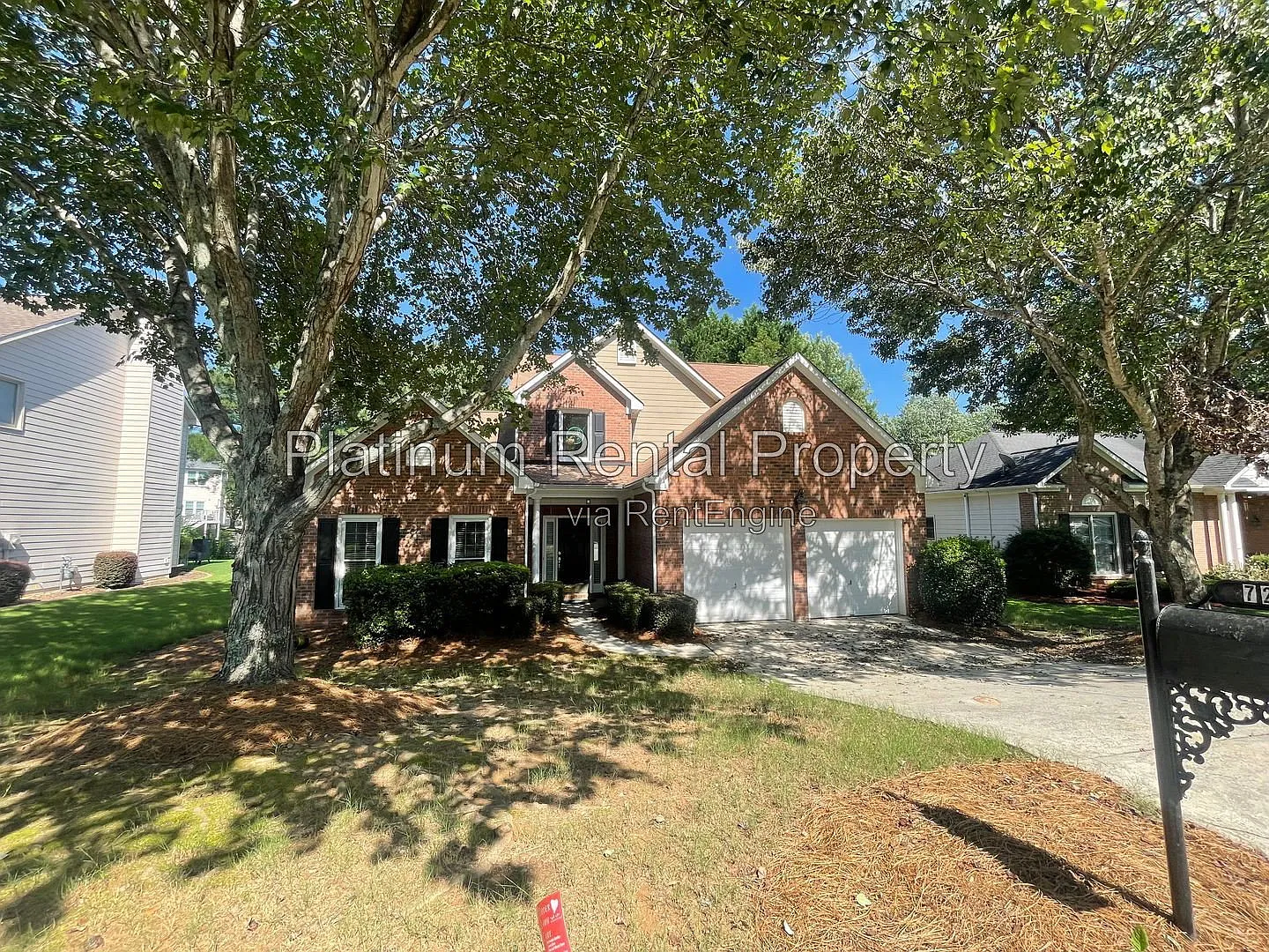 3 bed, 2.5 bath, 2244 sqft, $2,450 — Photo 2