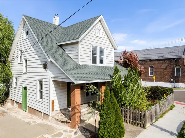 233 Grand Ave, Johnson City, NY 13790