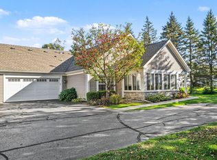2065 Brighton Ln, Portage, MI 49024