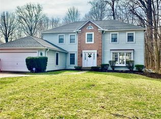 23141 Kingsbrooke Ln, Westlake, OH