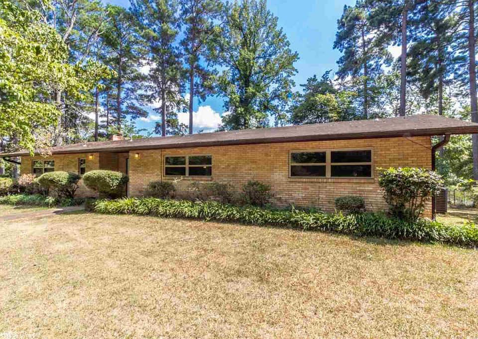 1st image of 31 Stephenson Ln
