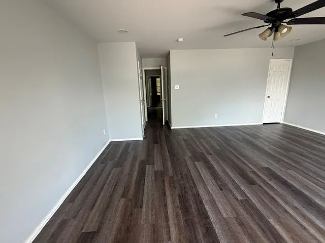 1109 Providence Dr — Photo 11