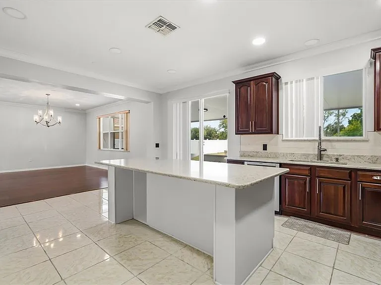 3332 Whistling Trl — Photo 14