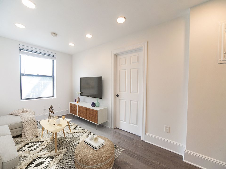 1st image of 345 E 21st St #3A