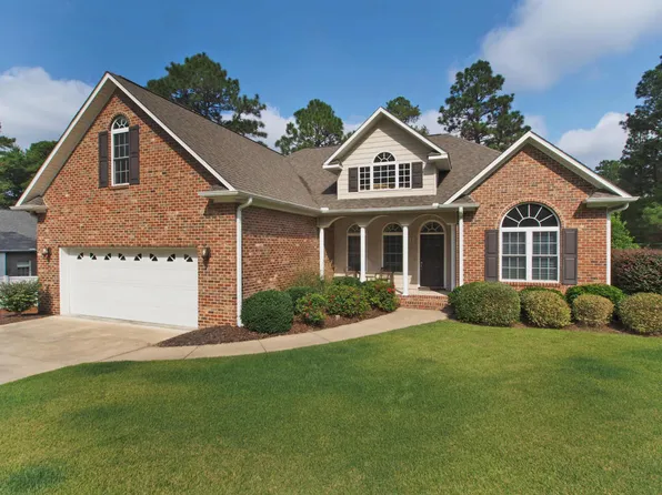 31 Deerwood Ln, Pinehurst, NC 28374