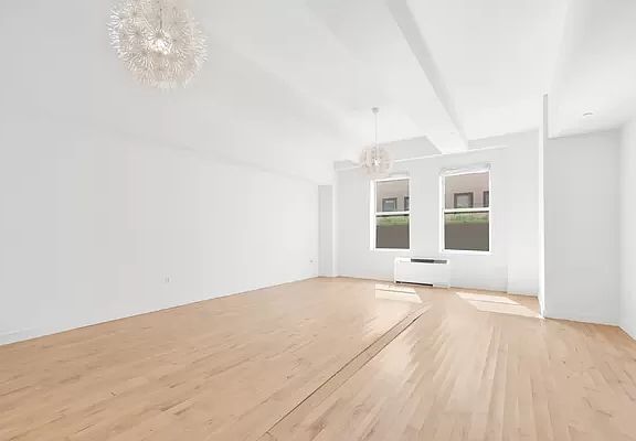 2nd image of 15 Broad St APT 2332