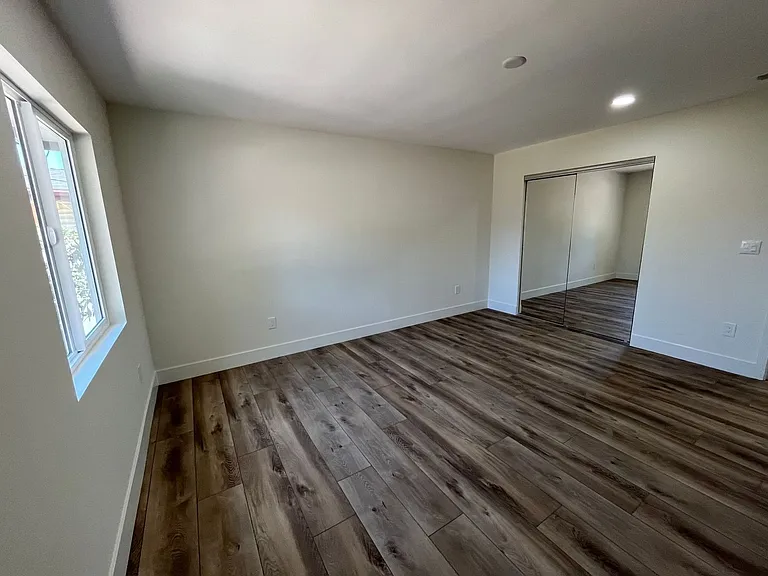 5244-5244 Unit 101 East Falls View Dr. — Photo 4