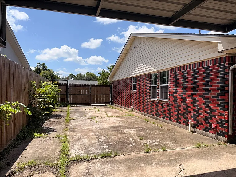 6841 Flamingo Dr — Photo 12