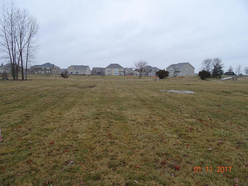 2nd image of 5761 Ballantrae Cir