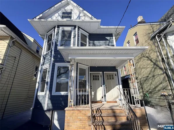 346-348 Woodside Ave, Newark, NJ 07104