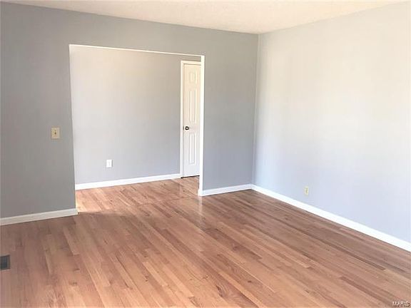 5th image of 1250 Flamingo Dr