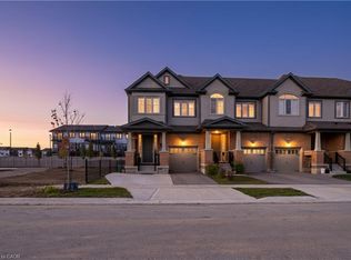 71 Gloria St, Kitchener, ON N2R0R4