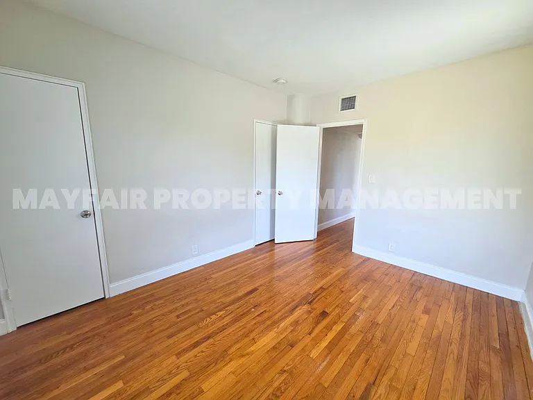 701 NE 16th Ave — Photo 25