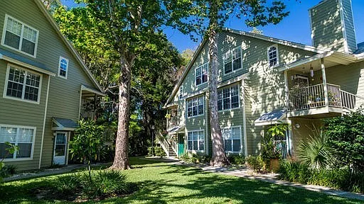 3725 S Lake Orlando Pkwy #8