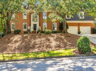 310 Crosstree Ln, Sandy Springs, GA 30328