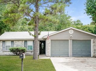 3620 Arnold Dr, Fort Worth, TX 76140