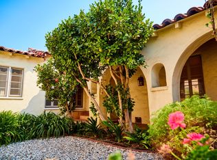 208 S Swall Dr, Beverly Hills, CA 90211