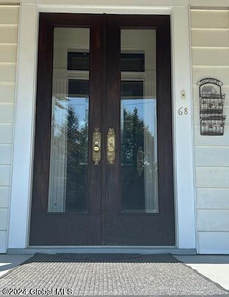 2nd image of 68 N Pine Avenue