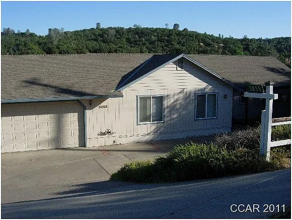 3855 Juniper Dr photo 1