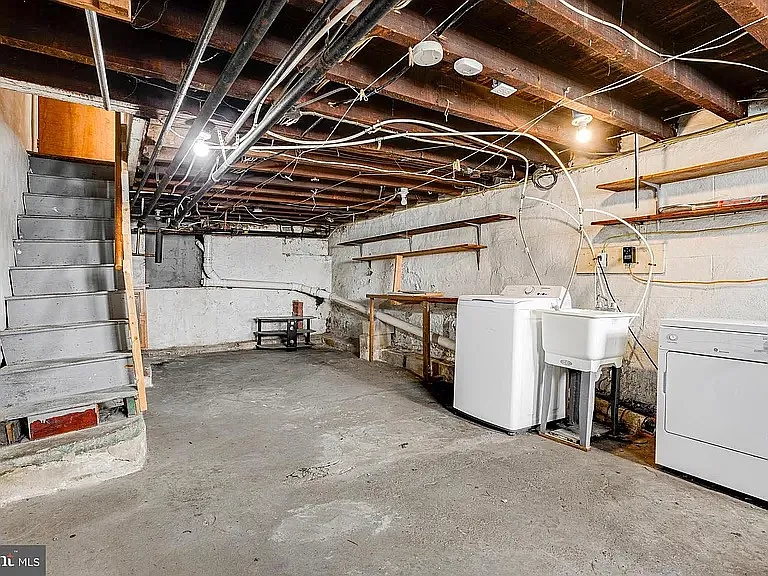 3218 Aramingo Ave — Photo 15
