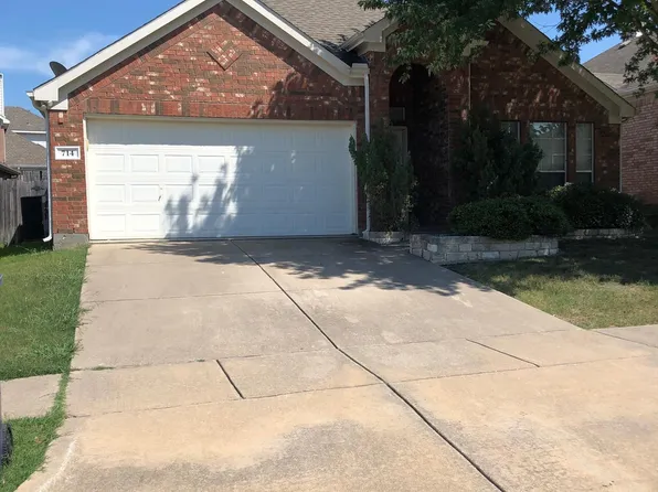 714 Honey Hill Dr, Garland, TX 75040