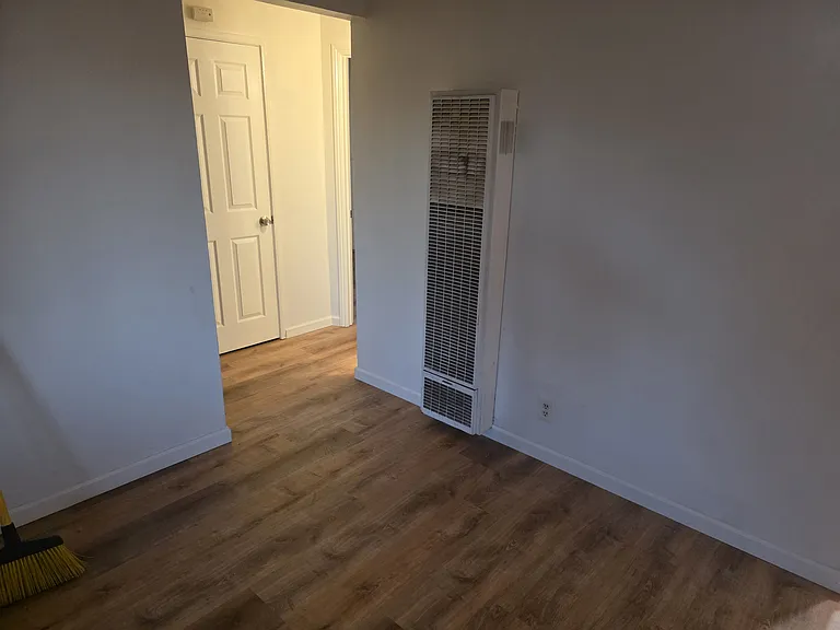 5815 Grove Ave — Photo 8