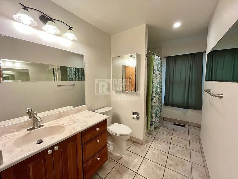 9387 W Eastman Pl — Photo 9
