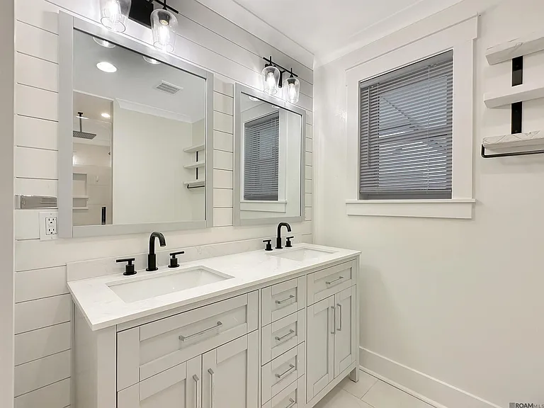 7323 Sheffield Ct — Photo 12