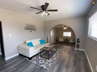 1 Mockingbird Ln, Artesia, NM 88210