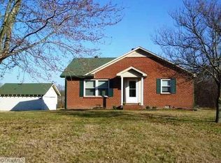 152 Payne Rd, Thomasville, NC 27360