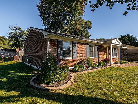 3rd image of 10813 Jacqueline Way