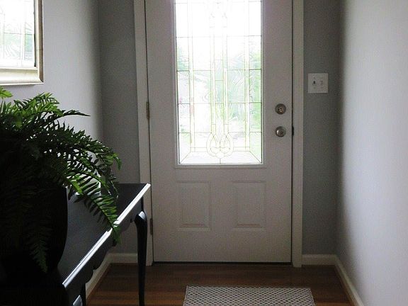 4th image of 276 Stevenson Ave