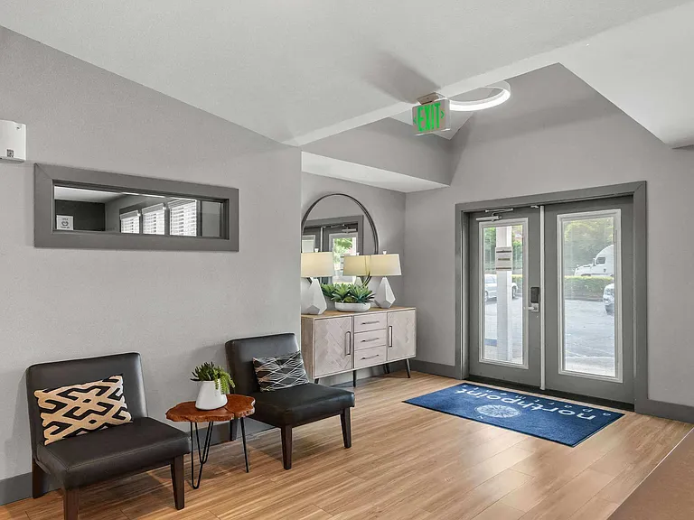 Northpoint Apartments — Photo 37