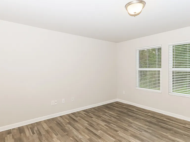 1204 Christy Ct — Photo 9