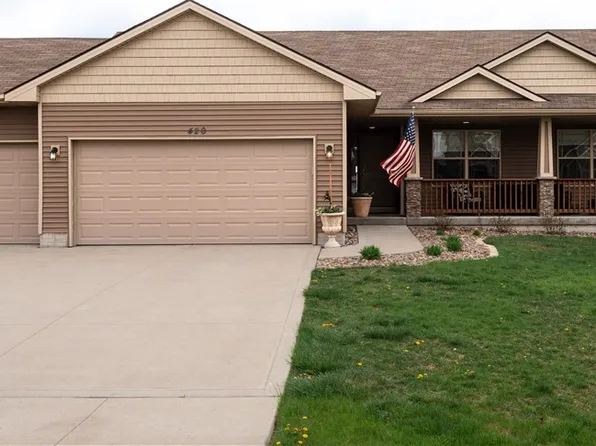 420 Oak Tree Dr, Winterset, IA 50273