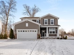 35362 Bald Eagle Ln, Willoughby, OH 44094