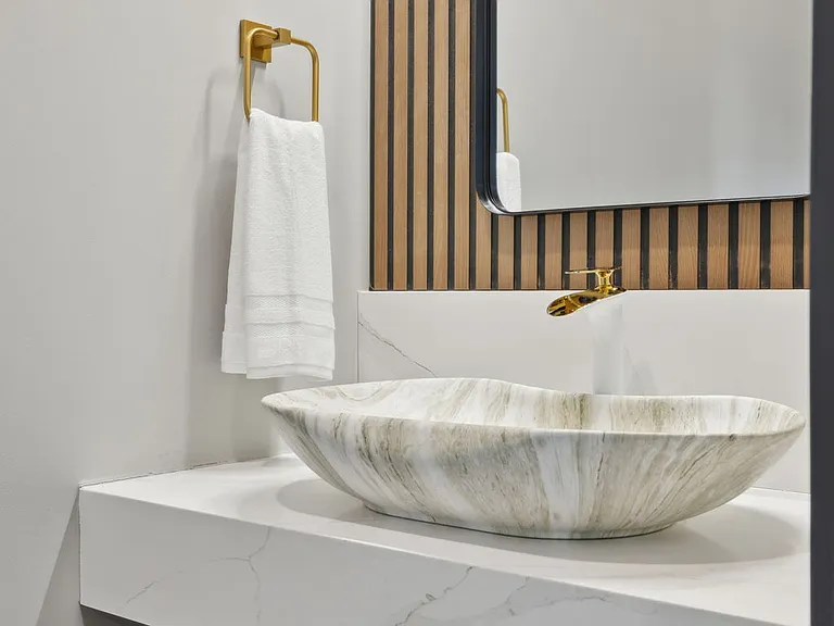 entry floor powder bath