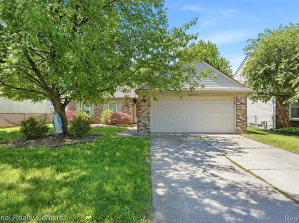 45375 Ronnen Dr, Macomb, MI 48044