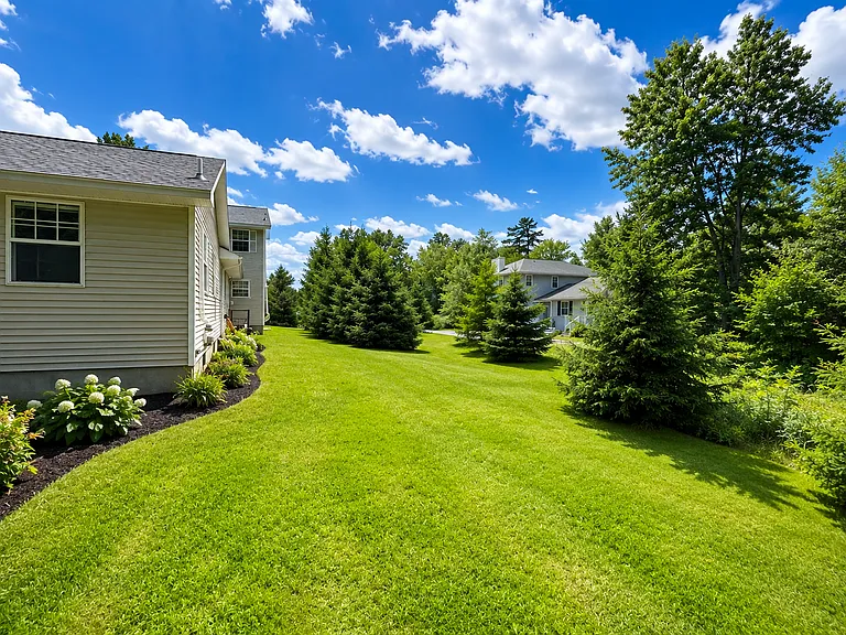 296 N Birchwood Dr — Photo 25