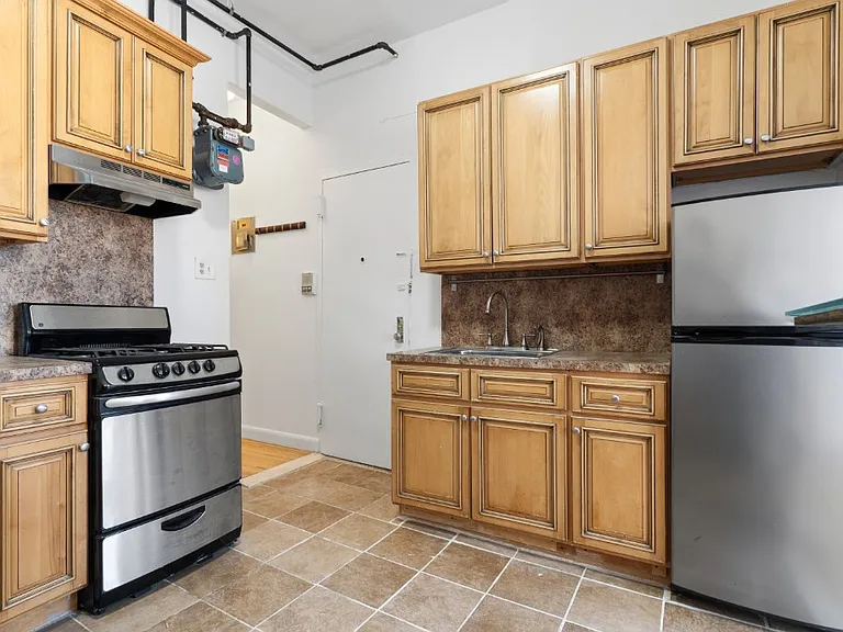 61 E 3rd St #14 — Photo 1