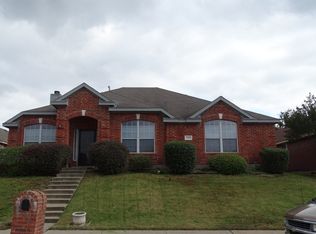 2104 Hickory Ridge Dr, Mesquite, TX 75181