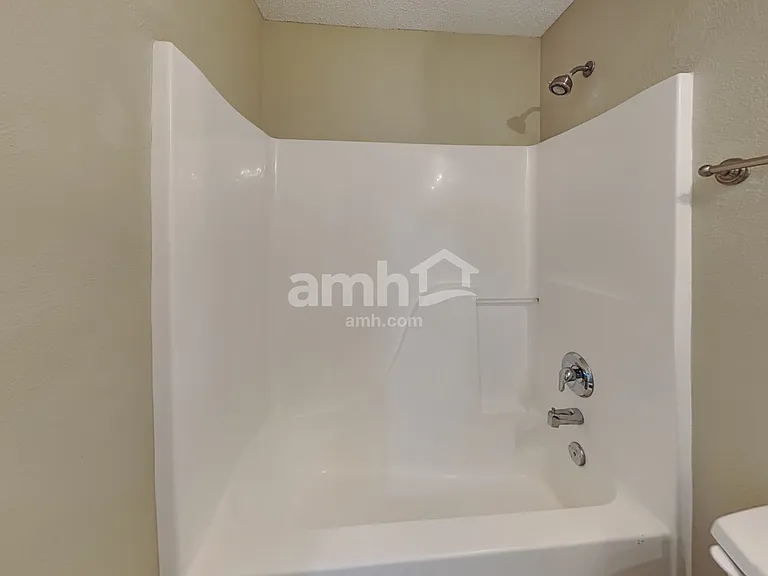 9734 Lomax Dr — Photo 14