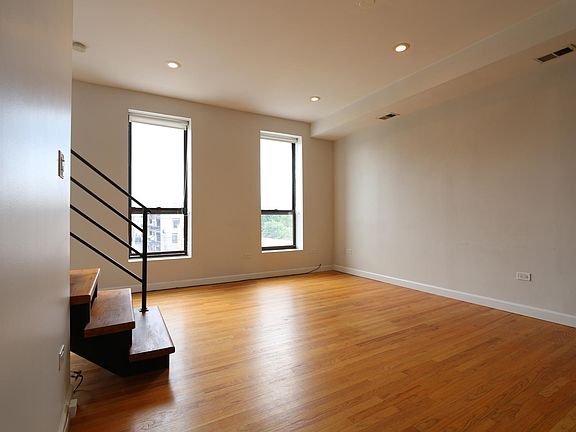 4th image of 1321 W Grand Ave APT 3F