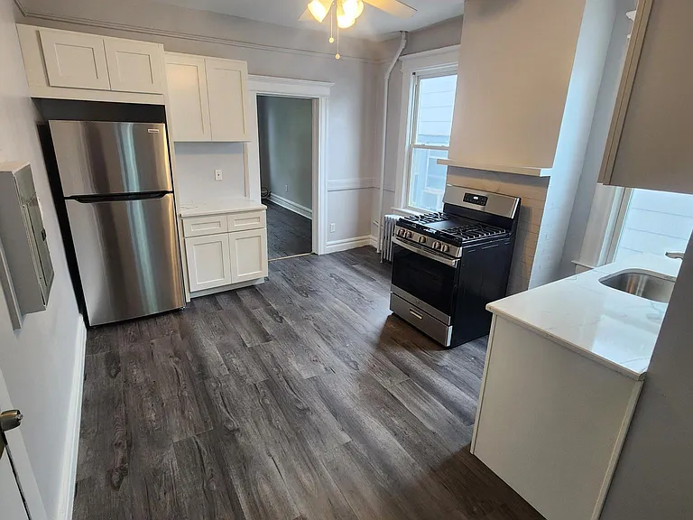 7 Woodland Ave #2 — Photo 13