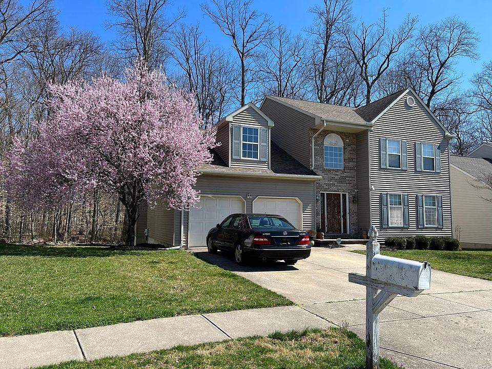 1st image of 138 Ballymeade Dr